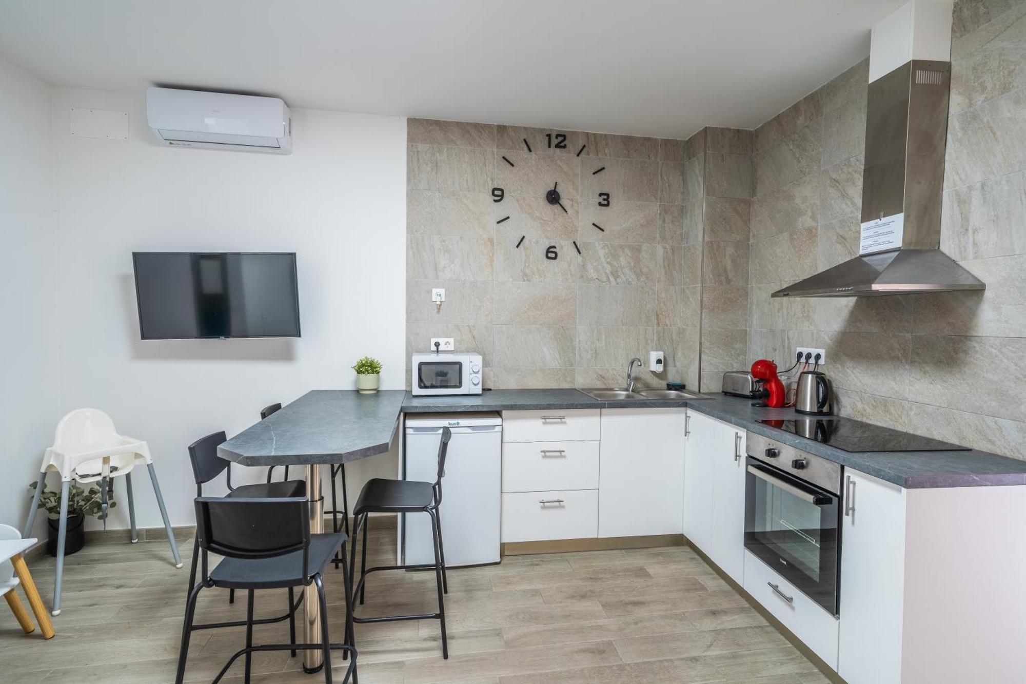 El Puente Holiday Home-Ii 8,1Kms Airport Инхенио Екстериор снимка